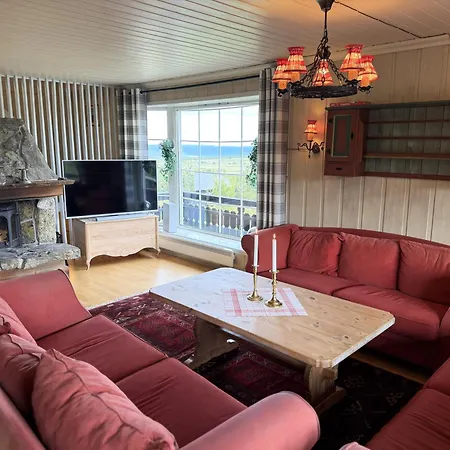 Torsetlia And 3* Uvdal
