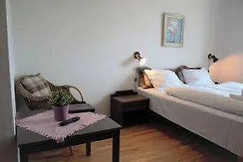 Torsetlia And 3*